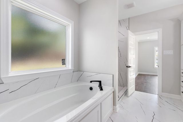 517 Valley Oak Drive, Sherwood, AR 72120