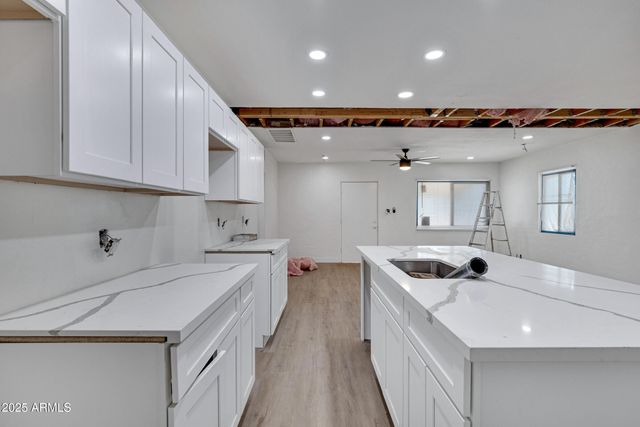 4619 N 13TH Place, Phoenix, AZ 85014