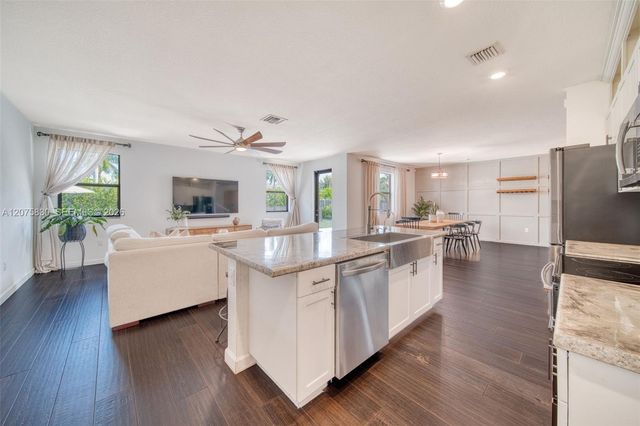 2655 SE 1st Street, Homestead, FL 33033