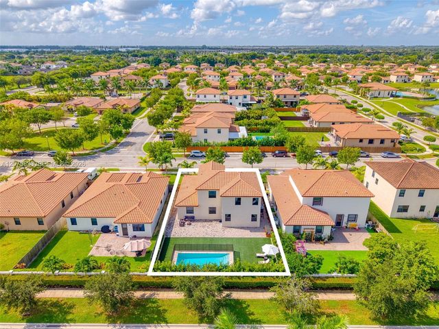 2655 SE 1st Street, Homestead, FL 33033