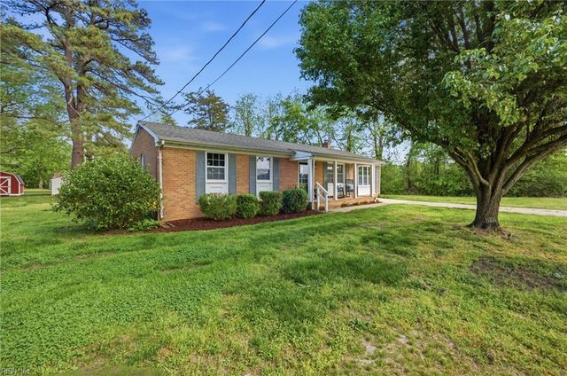 8157 Glass RD, Hayes, VA 23072