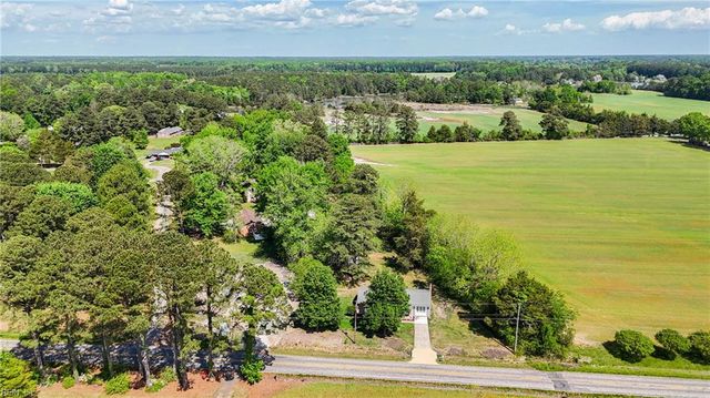 8157 Glass RD, Hayes, VA 23072