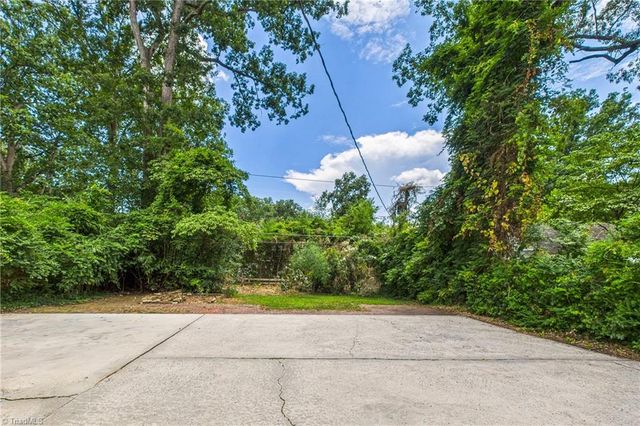 1415 Seminole Drive, Greensboro, NC 27408