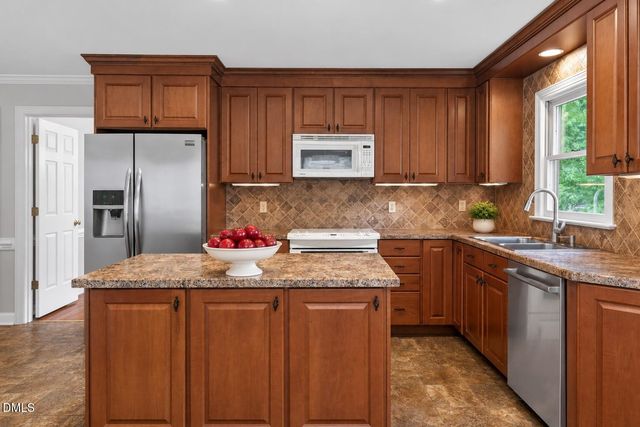 4907 Fortunes Ridge Drive, Durham, NC 27713