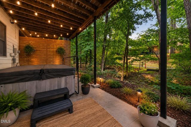 4907 Fortunes Ridge Drive, Durham, NC 27713