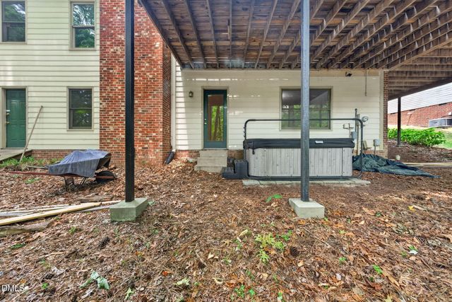 4907 Fortunes Ridge Drive, Durham, NC 27713