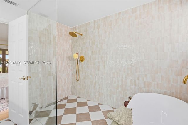 15600 Huntridge Rd, Davie, FL 33331