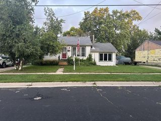 1418 S 9th STREET, Watertown, WI 53094