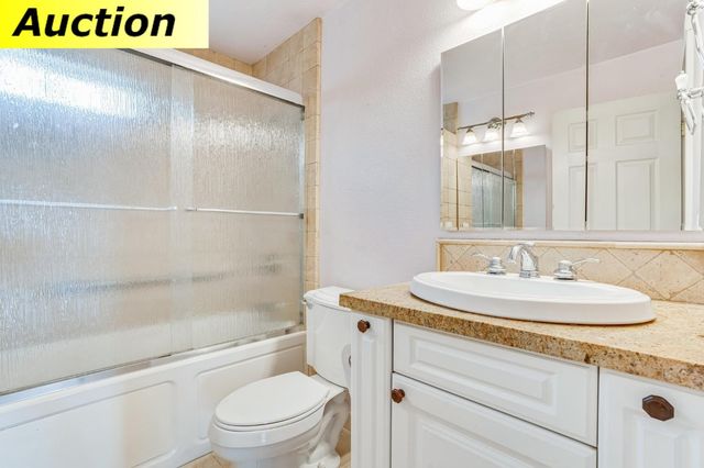 4855 Bayview Dr, Copperopolis, CA 95228