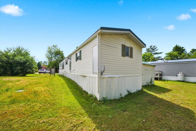 4 Balsam Lane, Lee, NH 03861
