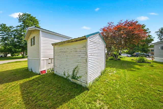4 Balsam Lane, Lee, NH 03861