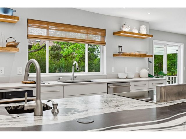 4557 Apple Way, Boulder, CO 80301