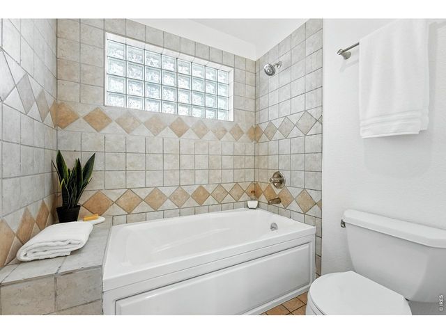 4557 Apple Way, Boulder, CO 80301