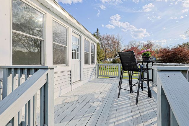 64 School Street, Allenstown, NH 03275
