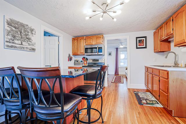 64 School Street, Allenstown, NH 03275