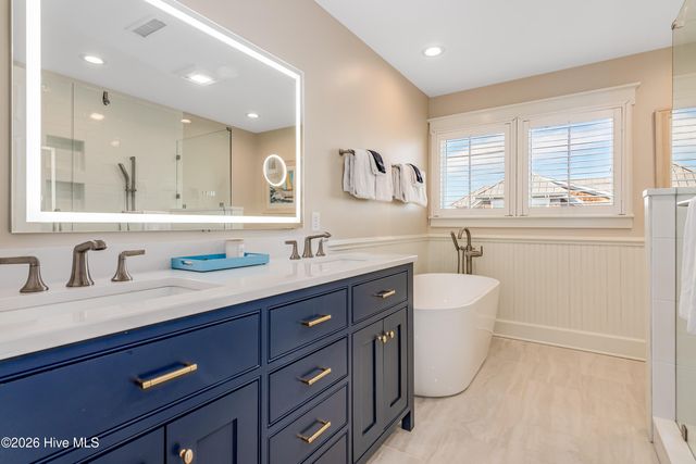 12 Brown Pelican Trail, Southport, NC 28461