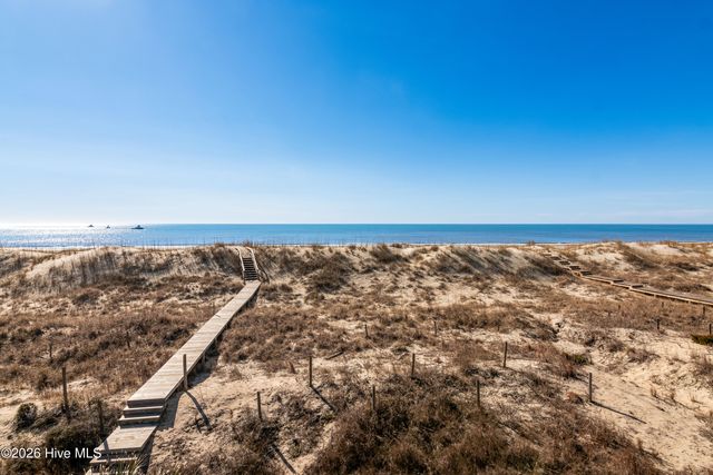 12 Brown Pelican Trail, Southport, NC 28461