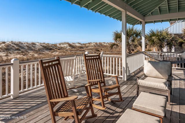 12 Brown Pelican Trail, Southport, NC 28461