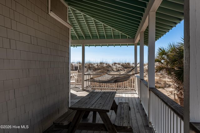 12 Brown Pelican Trail, Southport, NC 28461