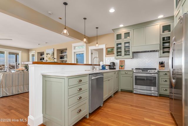 12 Brown Pelican Trail, Southport, NC 28461