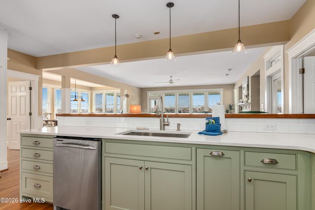 12 Brown Pelican Trail, Southport, NC 28461