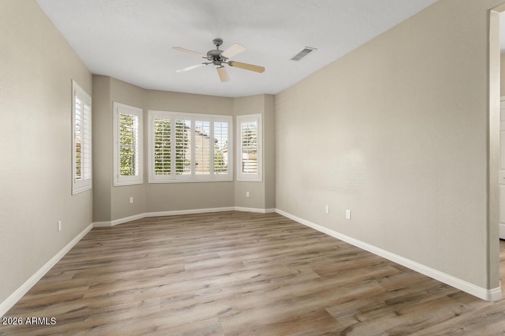 Image 23 of property listing at 15478 W MOONLIGHT Way, Surprise, AZ 85374