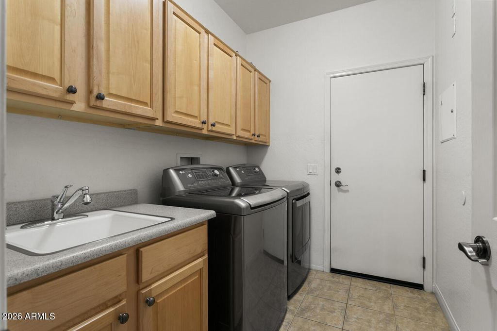 Image 33 of property listing at 15478 W MOONLIGHT Way, Surprise, AZ 85374