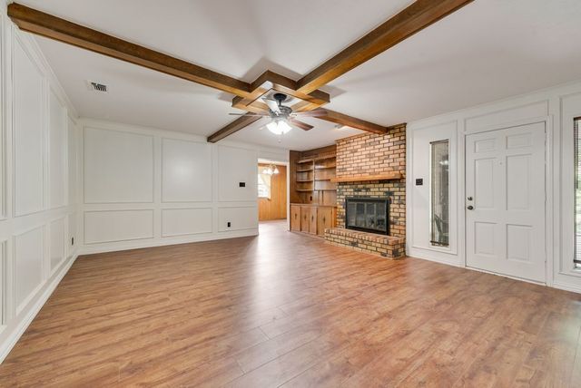 135 S Capri Drive, Duncanville, TX 75116