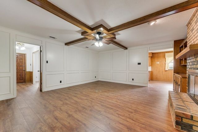 135 S Capri Drive, Duncanville, TX 75116