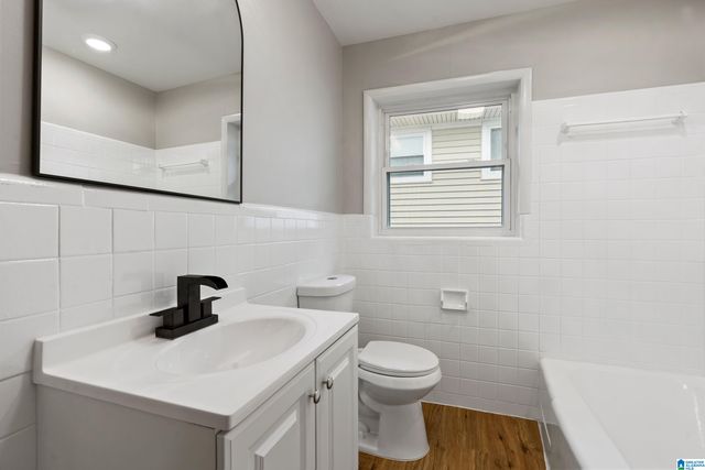 928 CENTER PLACE SW, Birmingham, AL 35211