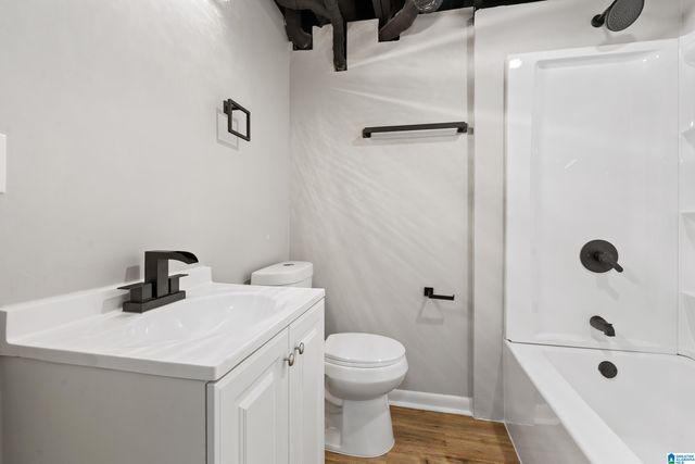 928 CENTER PLACE SW, Birmingham, AL 35211