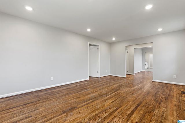 928 CENTER PLACE SW, Birmingham, AL 35211