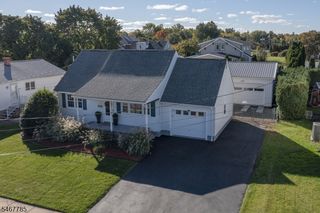 431 Sidorske Ave, Manville Boro, NJ 08835
