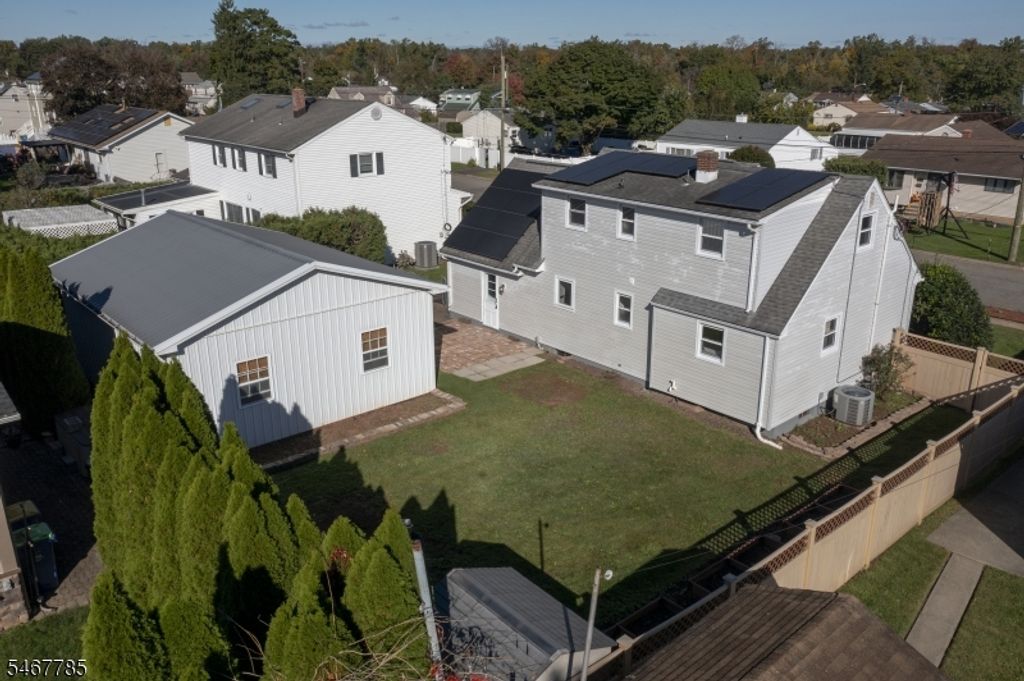 431 Sidorske Ave, Manville Boro, NJ 08835 — photo 2