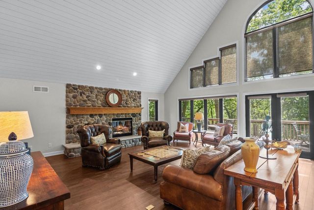 W2247 Beulah Heights ROAD, East Troy, WI 53120
