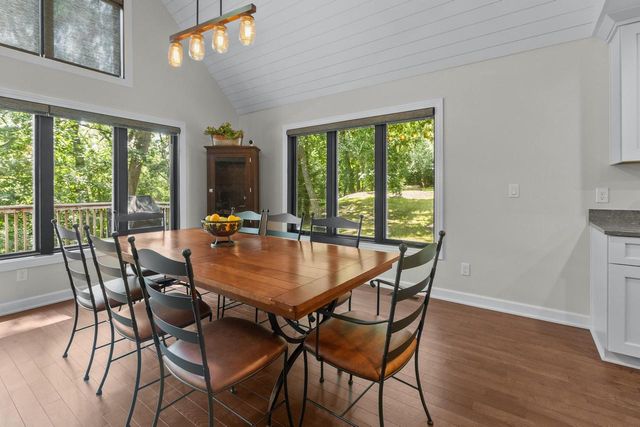 W2247 Beulah Heights ROAD, East Troy, WI 53120