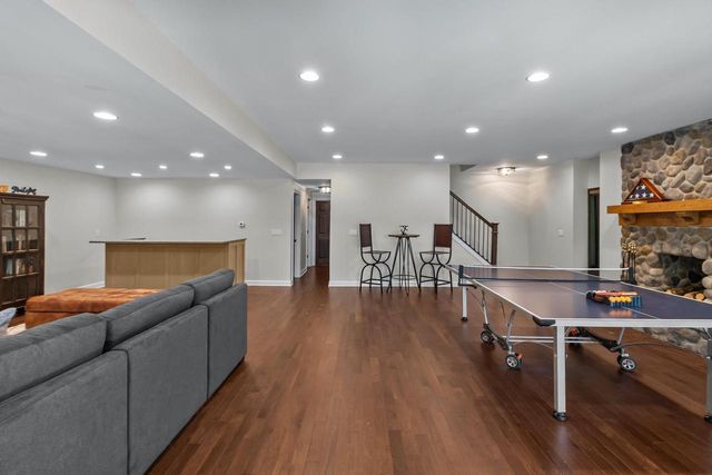 W2247 Beulah Heights ROAD, East Troy, WI 53120