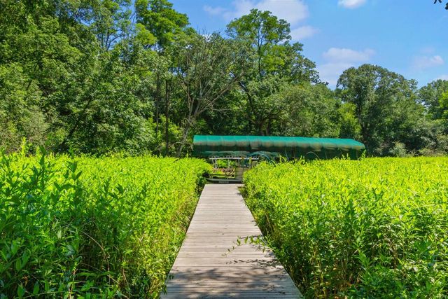 W2247 Beulah Heights ROAD, East Troy, WI 53120