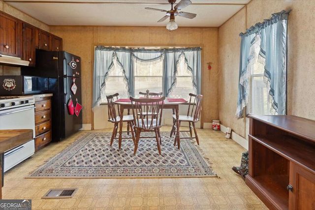 2626 Hickory Road, Canton, GA 30115