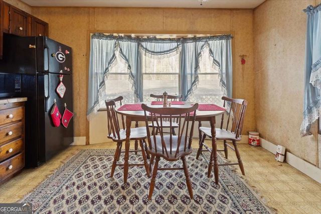 2626 Hickory Road, Canton, GA 30115