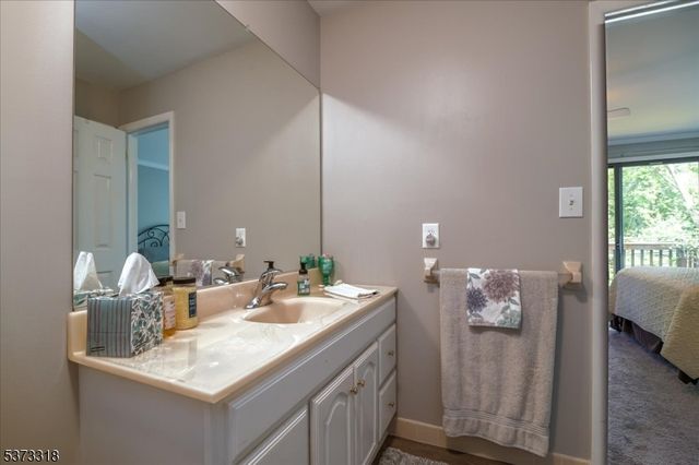 7 Brookside Hts F, Wanaque Boro, NJ 07465