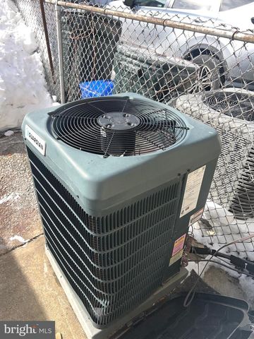 2162 PRINCETON AVE, Philadelphia, PA 19149