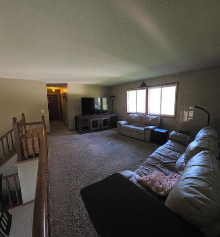 1507 9th Street SE, Forest Lake, MN 55025