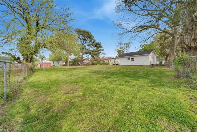 1256 Poquoson AVE, Poquoson, VA 23662