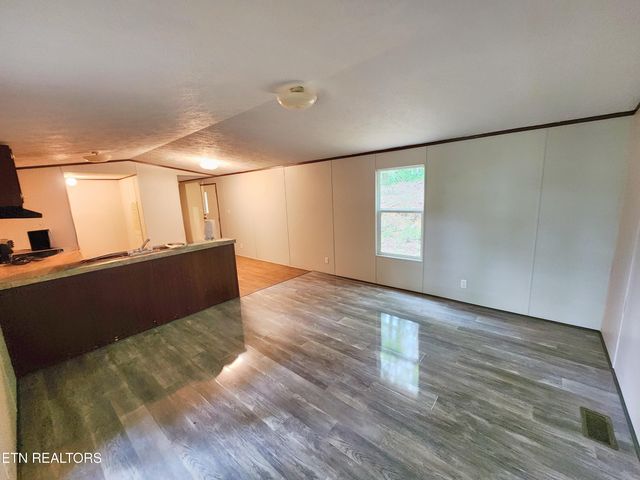 334 Corrington Lane, Lafollette, TN 37766