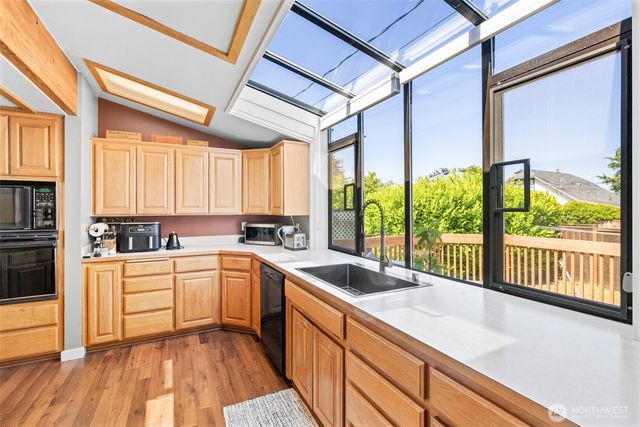 218 S Jones Street, Port Angeles, WA 98362