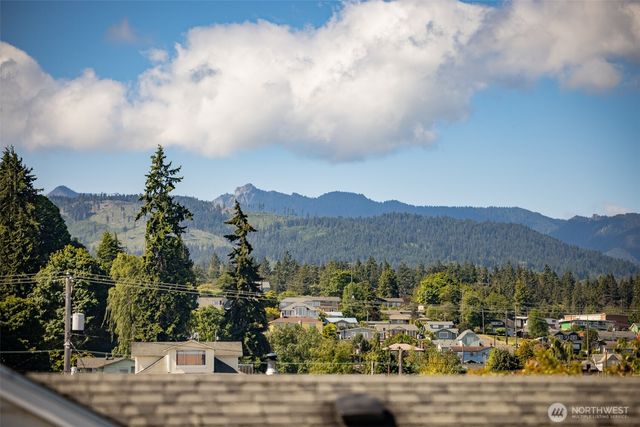 218 S Jones Street, Port Angeles, WA 98362