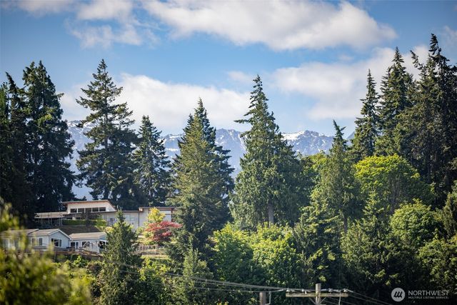 218 S Jones Street, Port Angeles, WA 98362