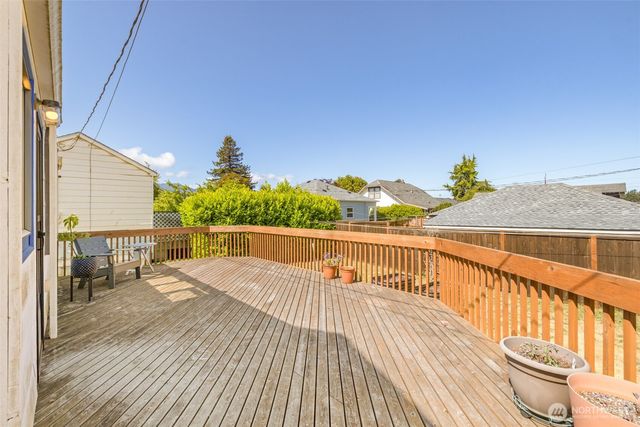 218 S Jones Street, Port Angeles, WA 98362