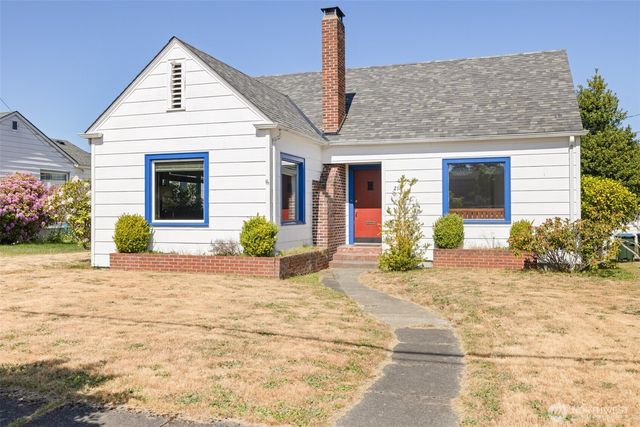 218 S Jones Street, Port Angeles, WA 98362